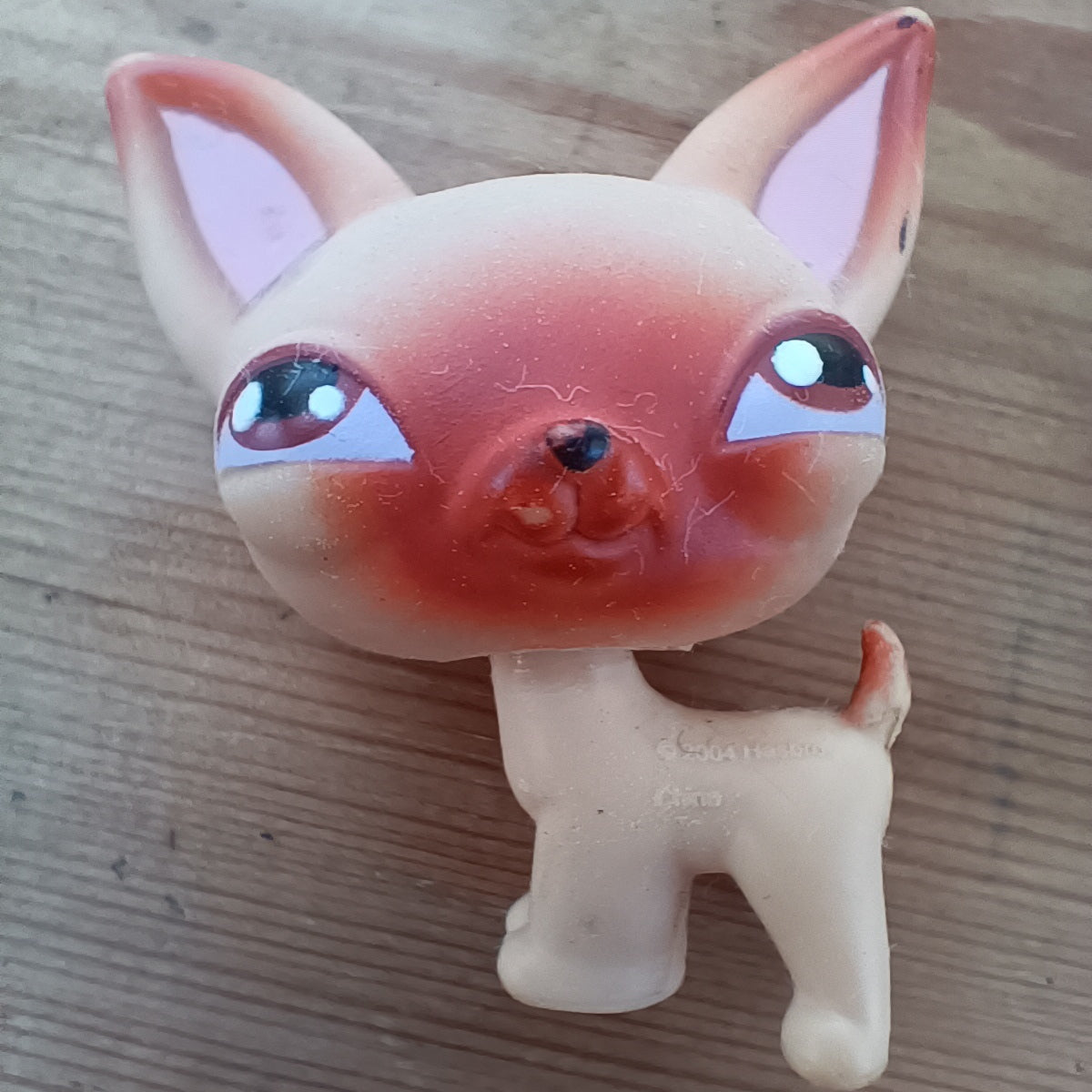 Littlest Pet Shop koira chihuahua #001