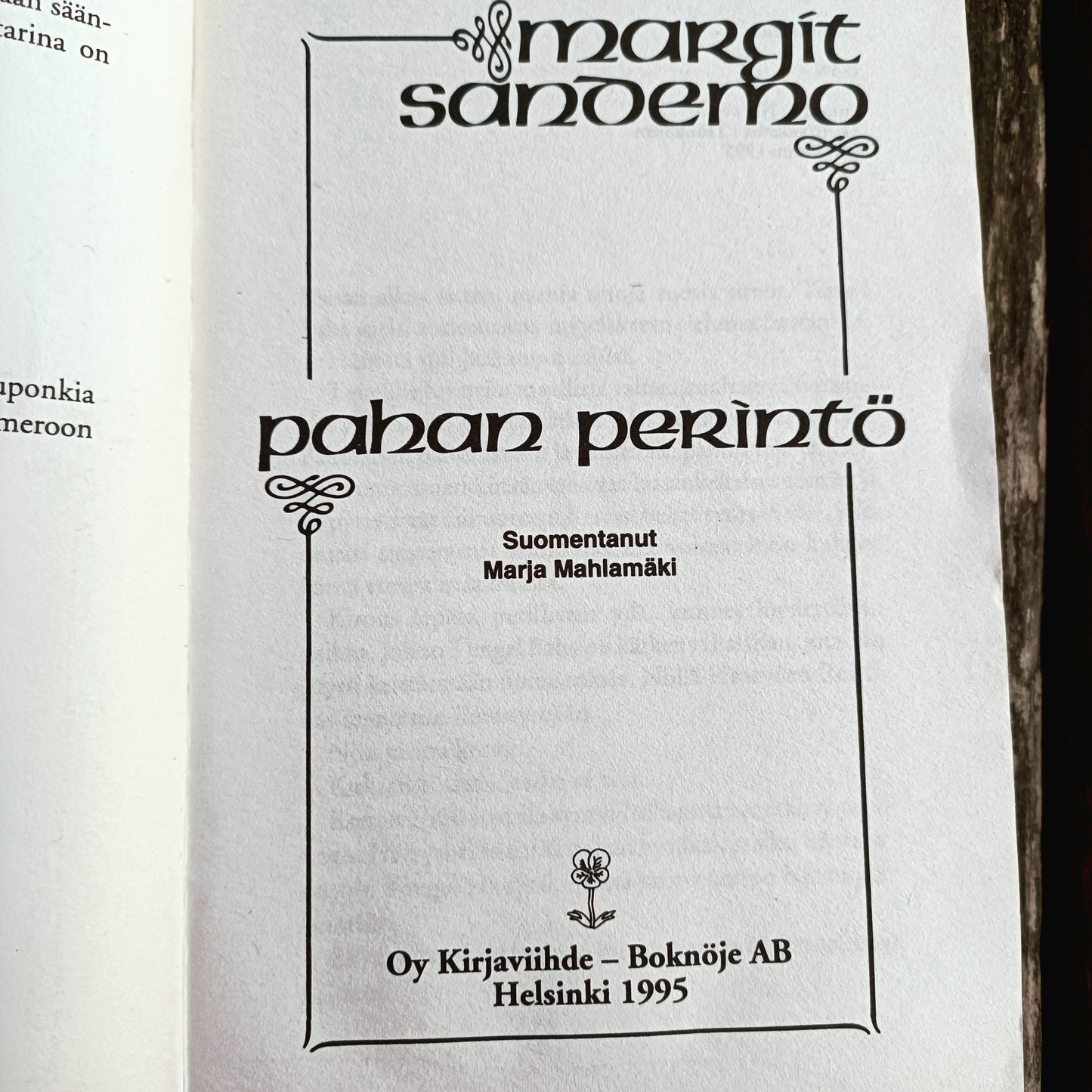 Jääkansan tarina 6 - Pahan perintö - Margit Sandemo