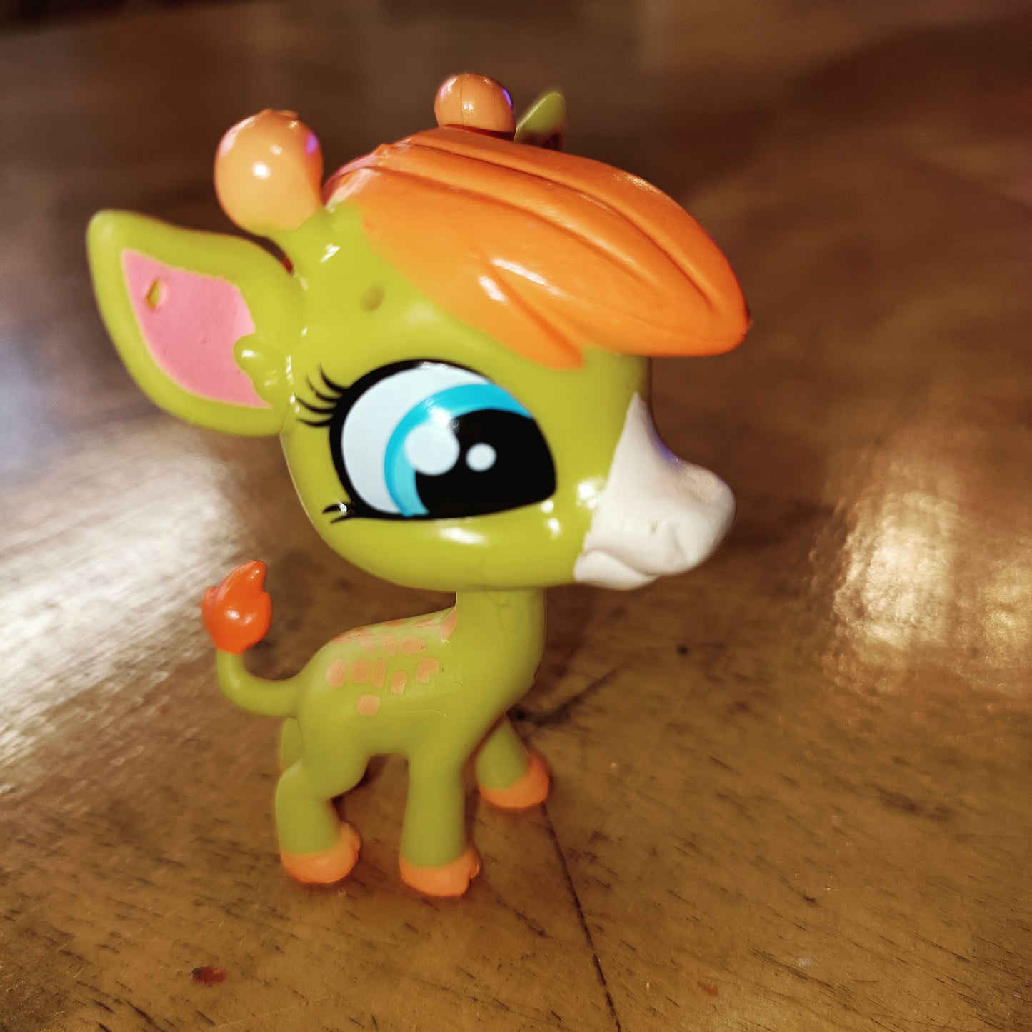 Littlest Pet Shop Kirahvi #3812