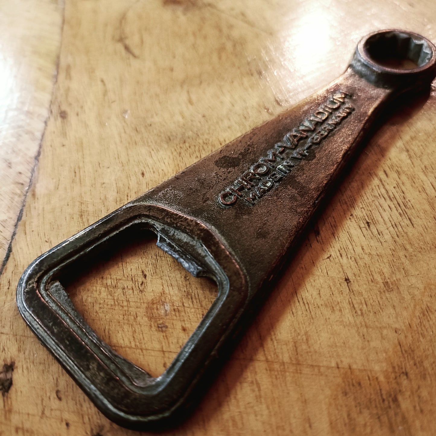 Elora pullonavaaja/kiintolenkkiavain