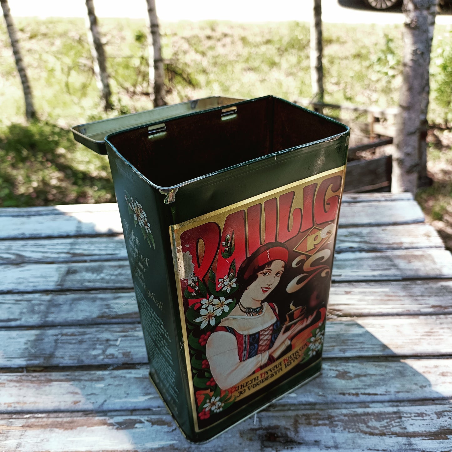 Paulig vihreä peltinen kahvipurkki kannella