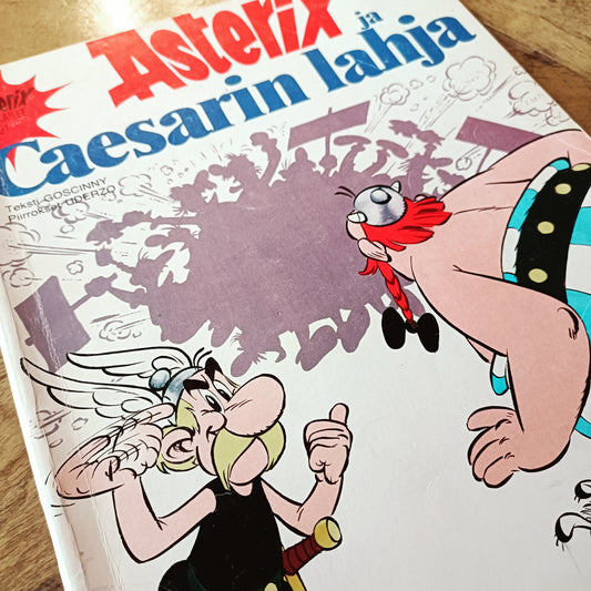 Asterix ja Caesarin lahja