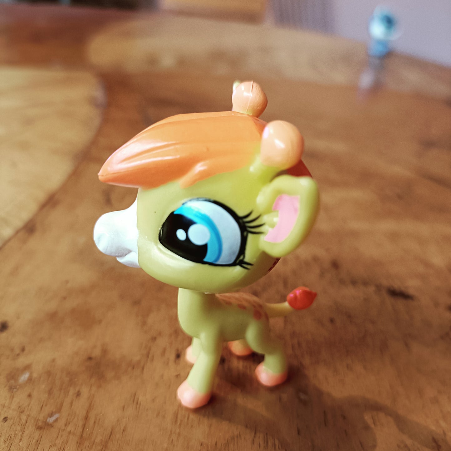 Littlest Pet Shop Kirahvi #3812