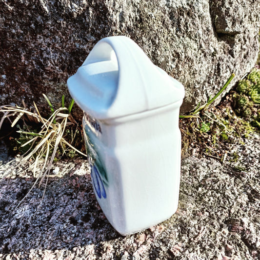 Arabia luumu maustepurkki, pippuria