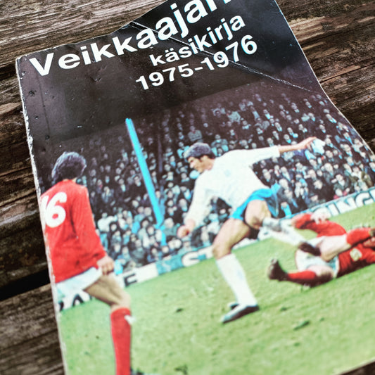 Veikkaajan käsikirja 1975-1976 *
