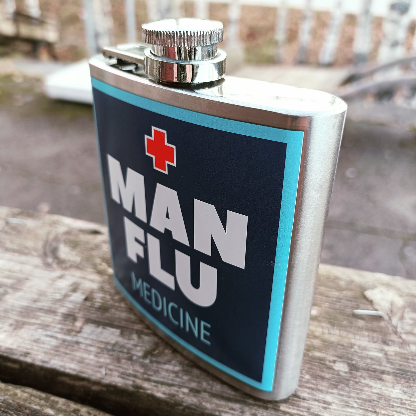 Man Flu Medicine taskumatti