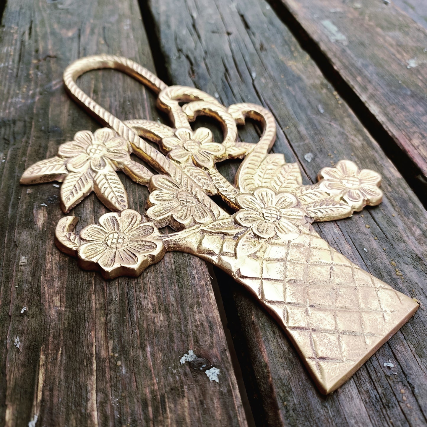 Messinkikoriste kukkakori