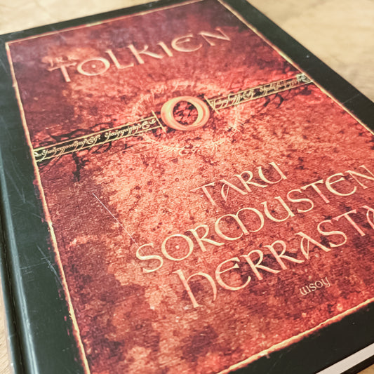 Taru sormusten herrasta - J. R. R. Tolkien