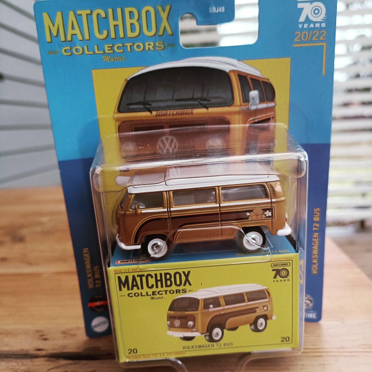 Matchbox Collectors 70 Years - Volkswagen T2 Bus 1:64