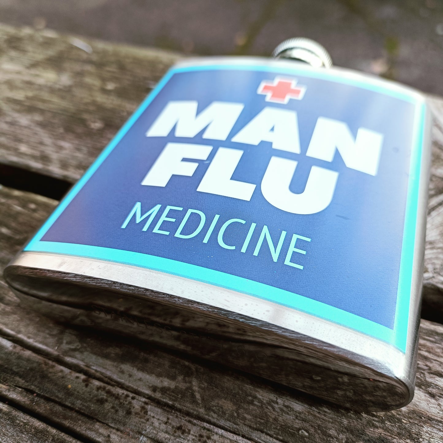 Man Flu Medicine taskumatti