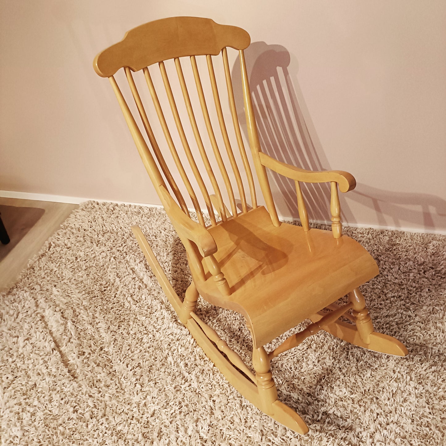 Urjalan perinteinen keinutuoli