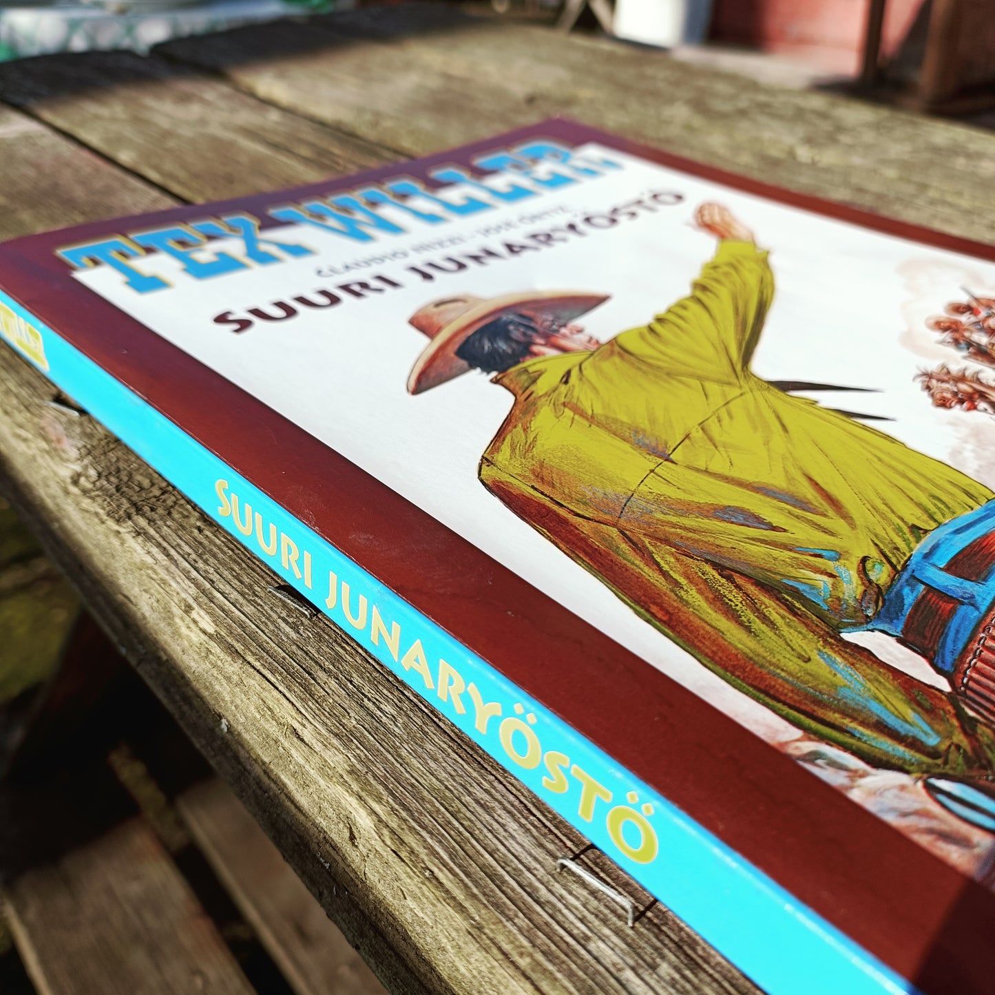 Tex Willer - Suuri junaryöstö - suuralbumi 19