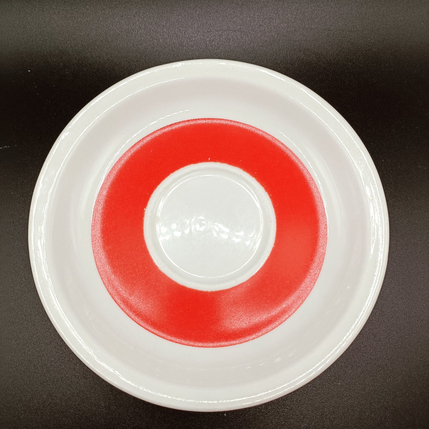 Arabia Tytti kahvikuppi ja aluslautanen - punainen