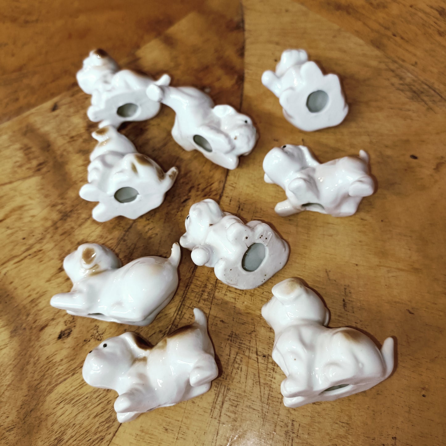 Pienet posliinkoirat