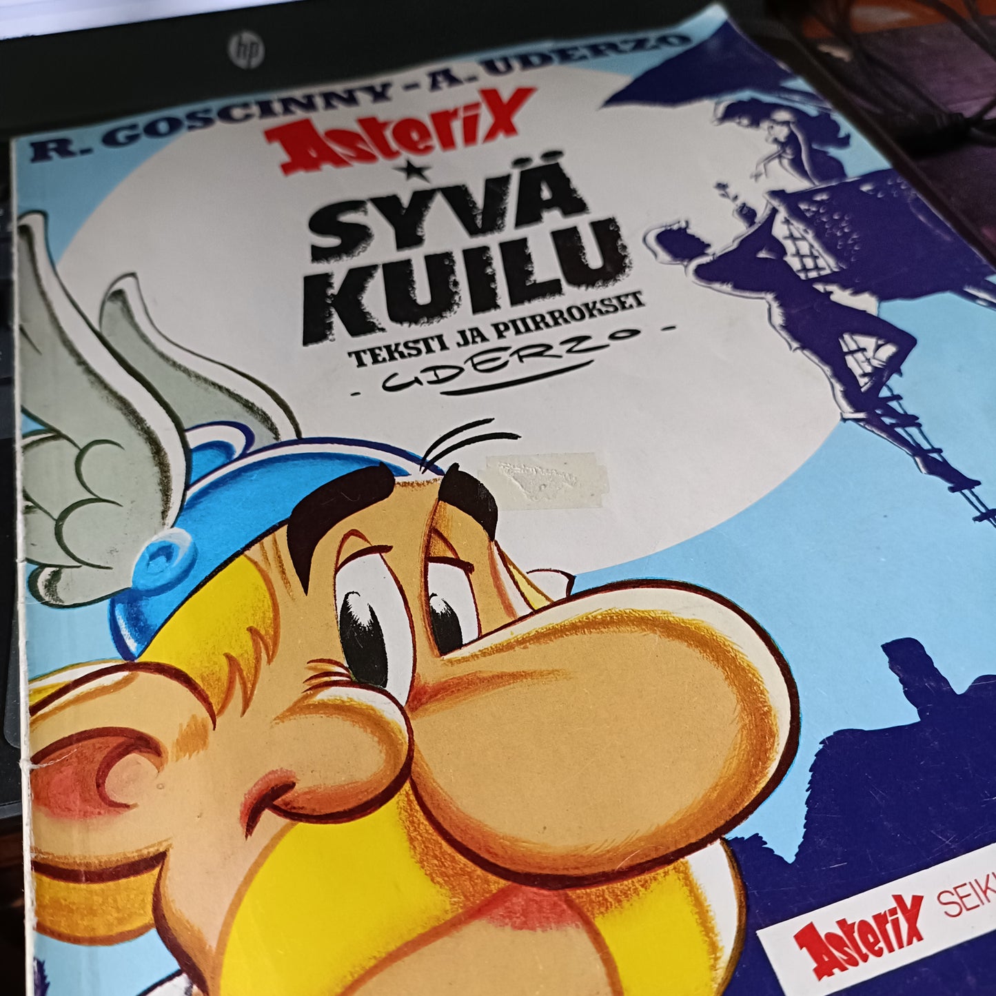 Asterix - Syvä kuilu