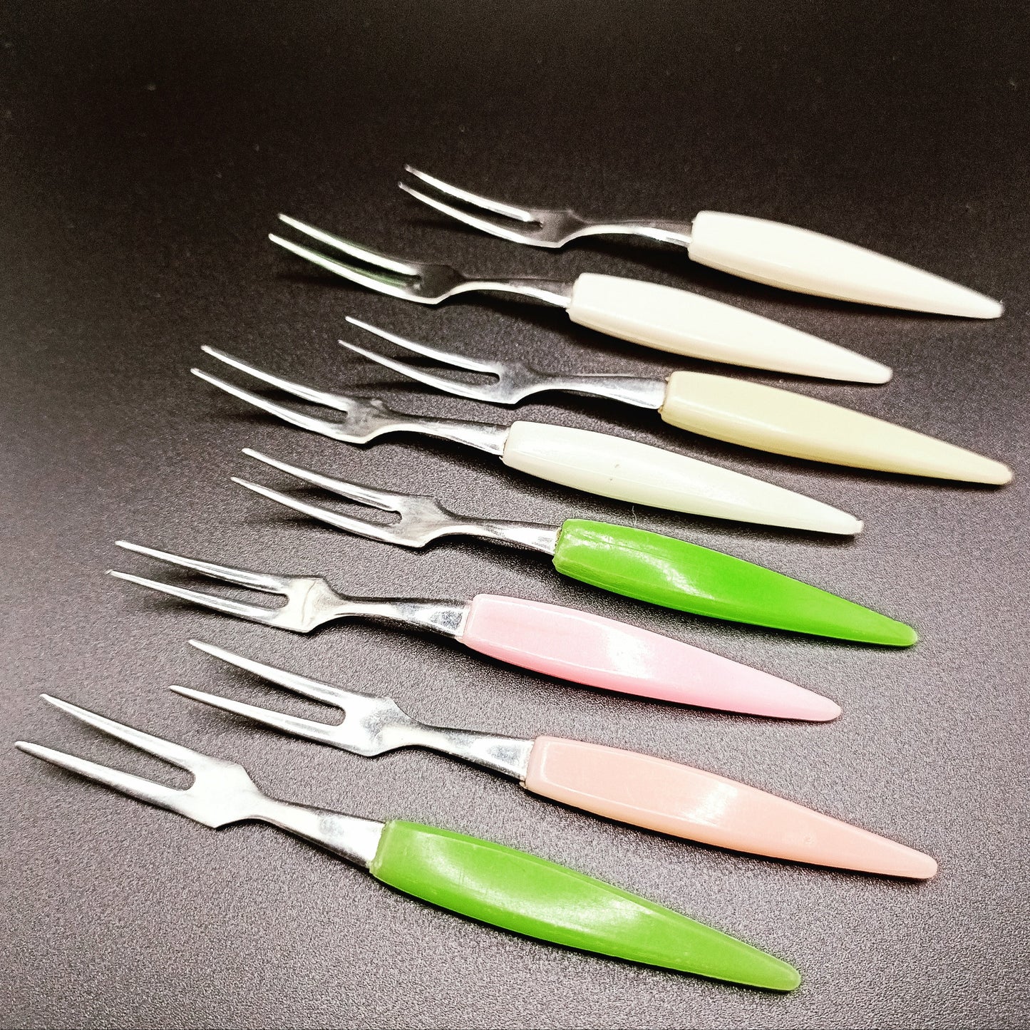 Vintage leikkelehaarukat 1970-luvulta