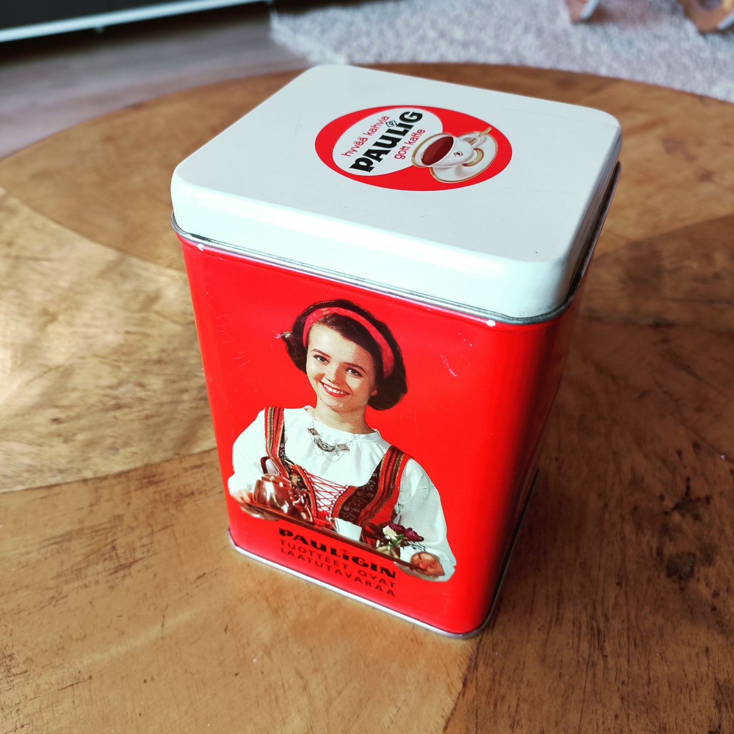 Paulig Paula-tyttö kahvi peltipurkki *