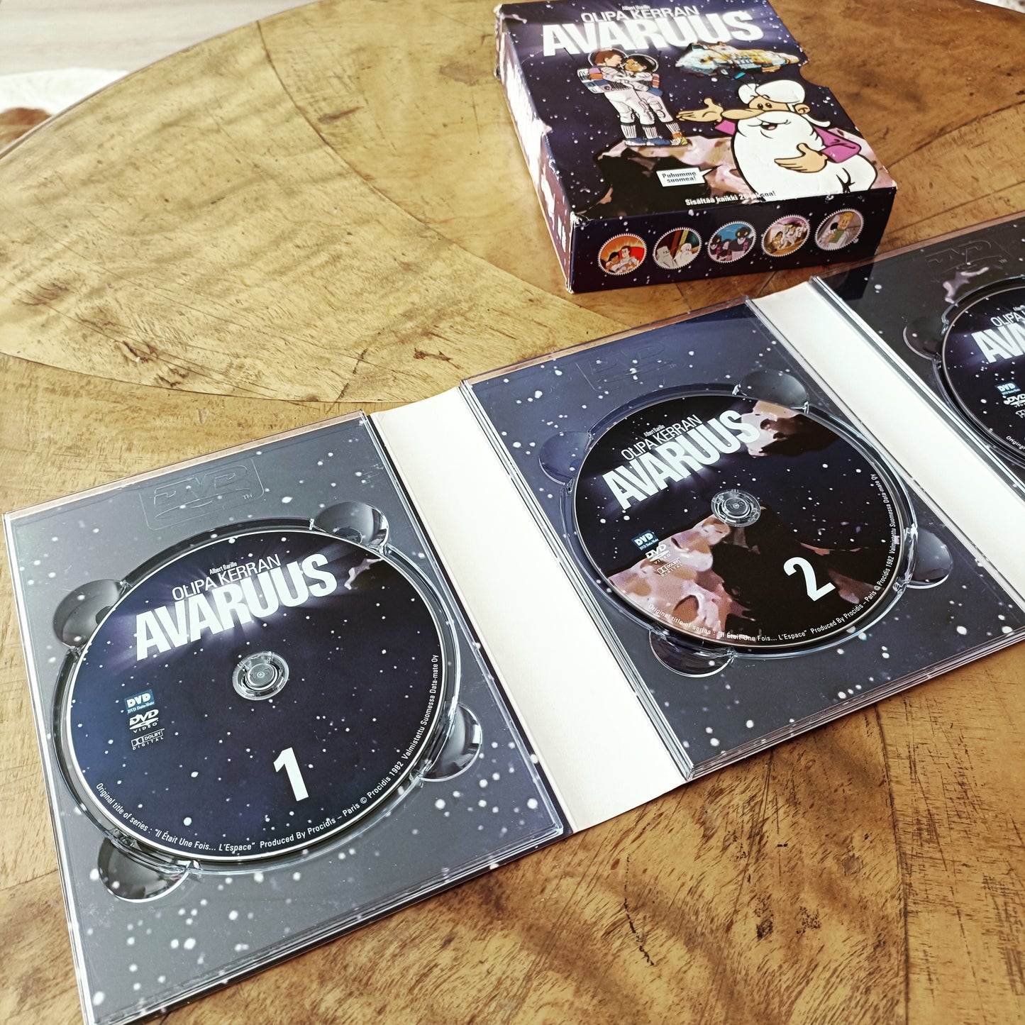 Olipa kerran avaruus - 6DVD