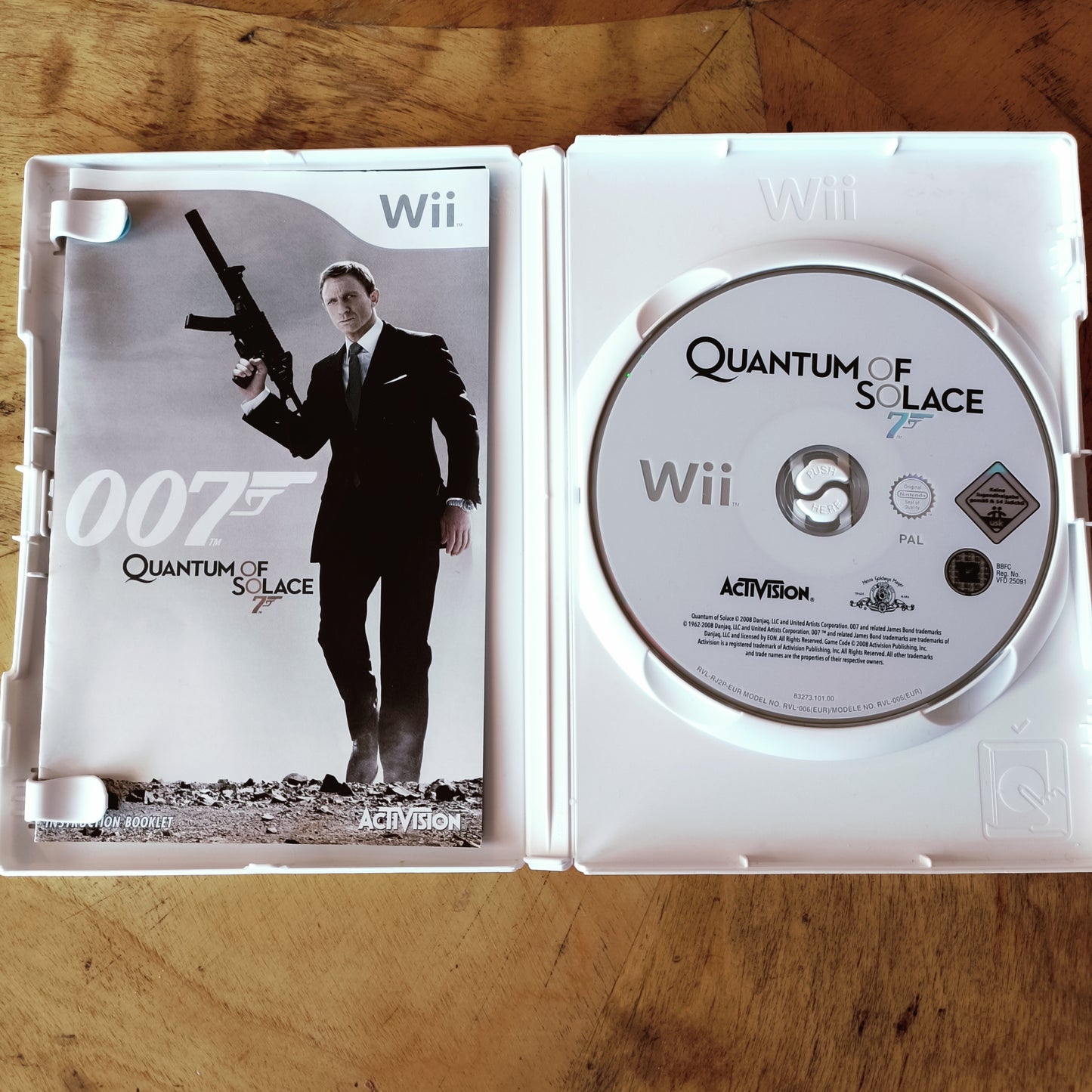 007 - Quantum Of Solace - Wii