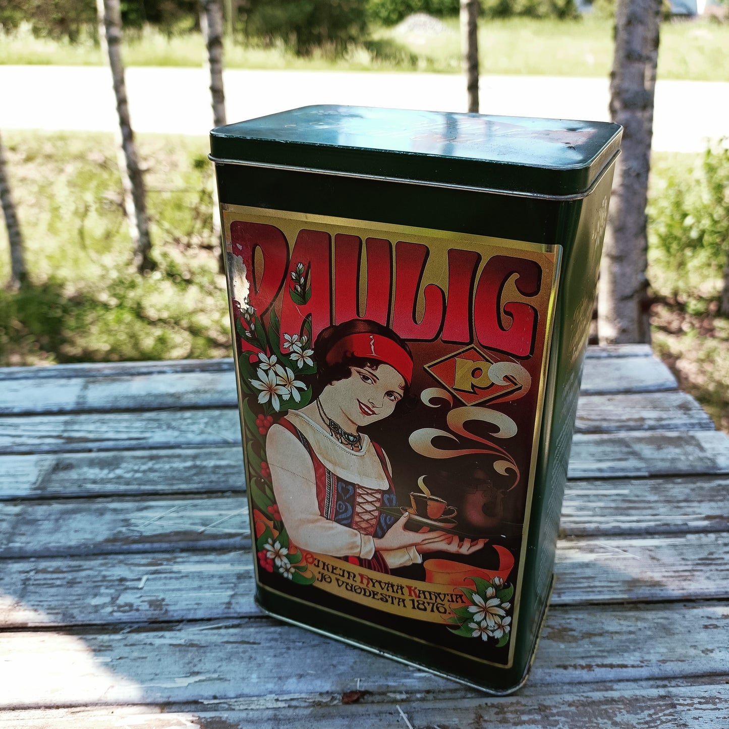 Paulig vihreä peltinen kahvipurkki kannella
