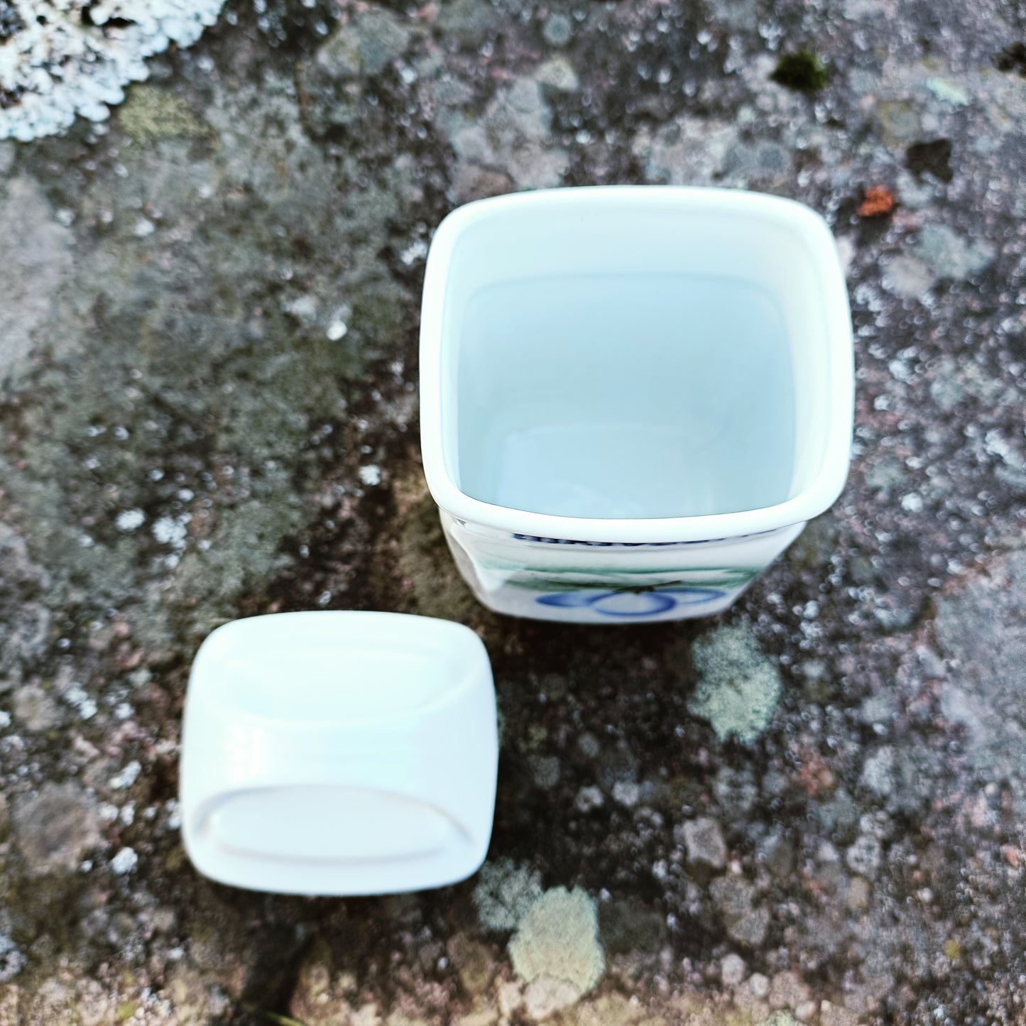 Arabia luumu maustepurkki, inkivääriä