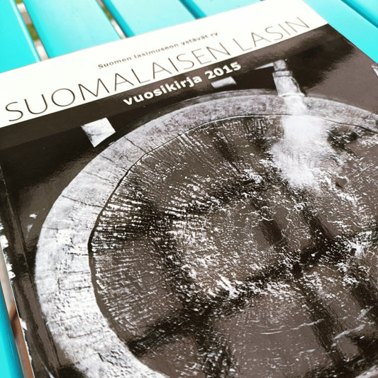 Suomalaisen lasin vuosikirja 2015