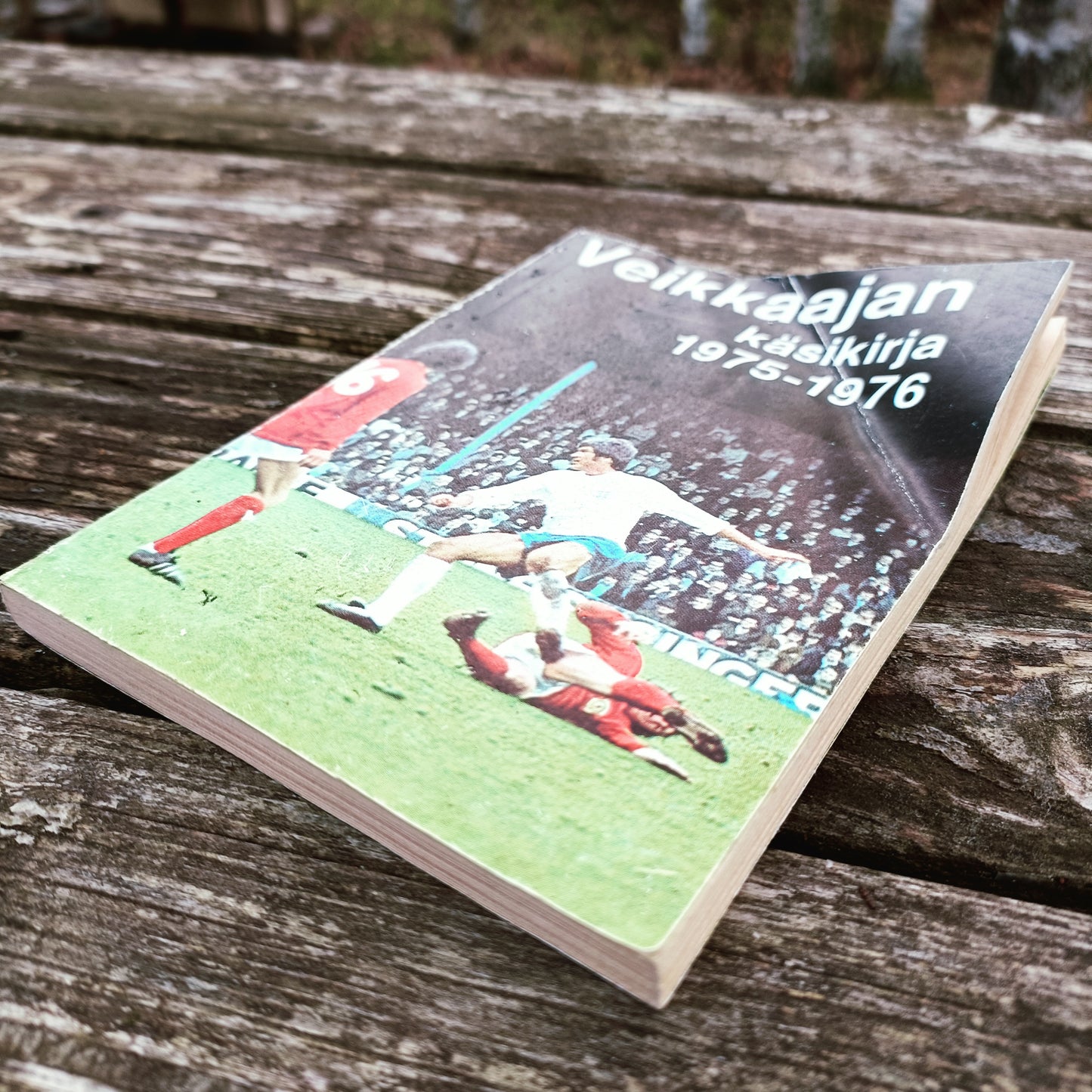 Veikkaajan käsikirja 1975-1976 *