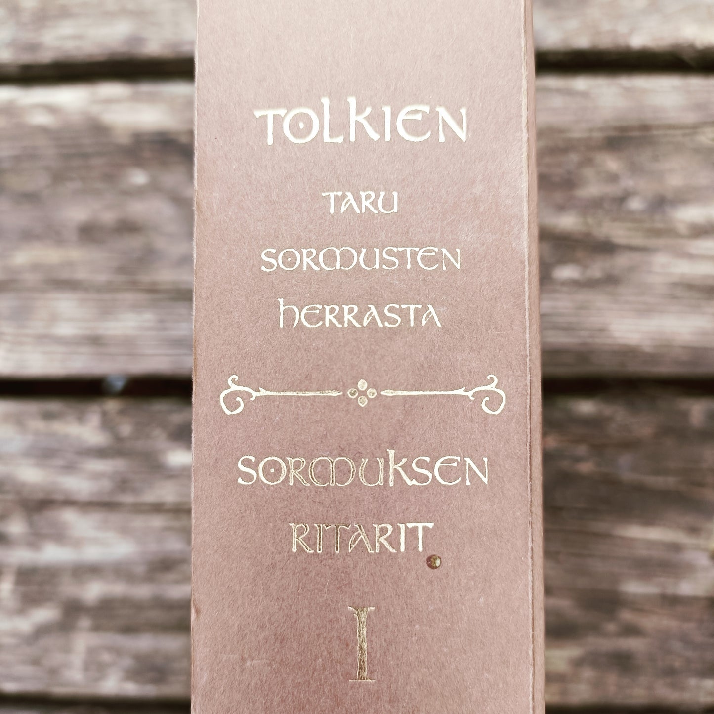 Taru sormusten herrasta 1 - Sormuksen ritarit - J. R. R. Tolkien