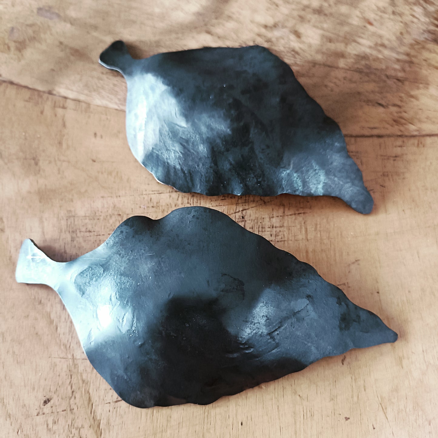 Metalliset lehdet 2 kpl