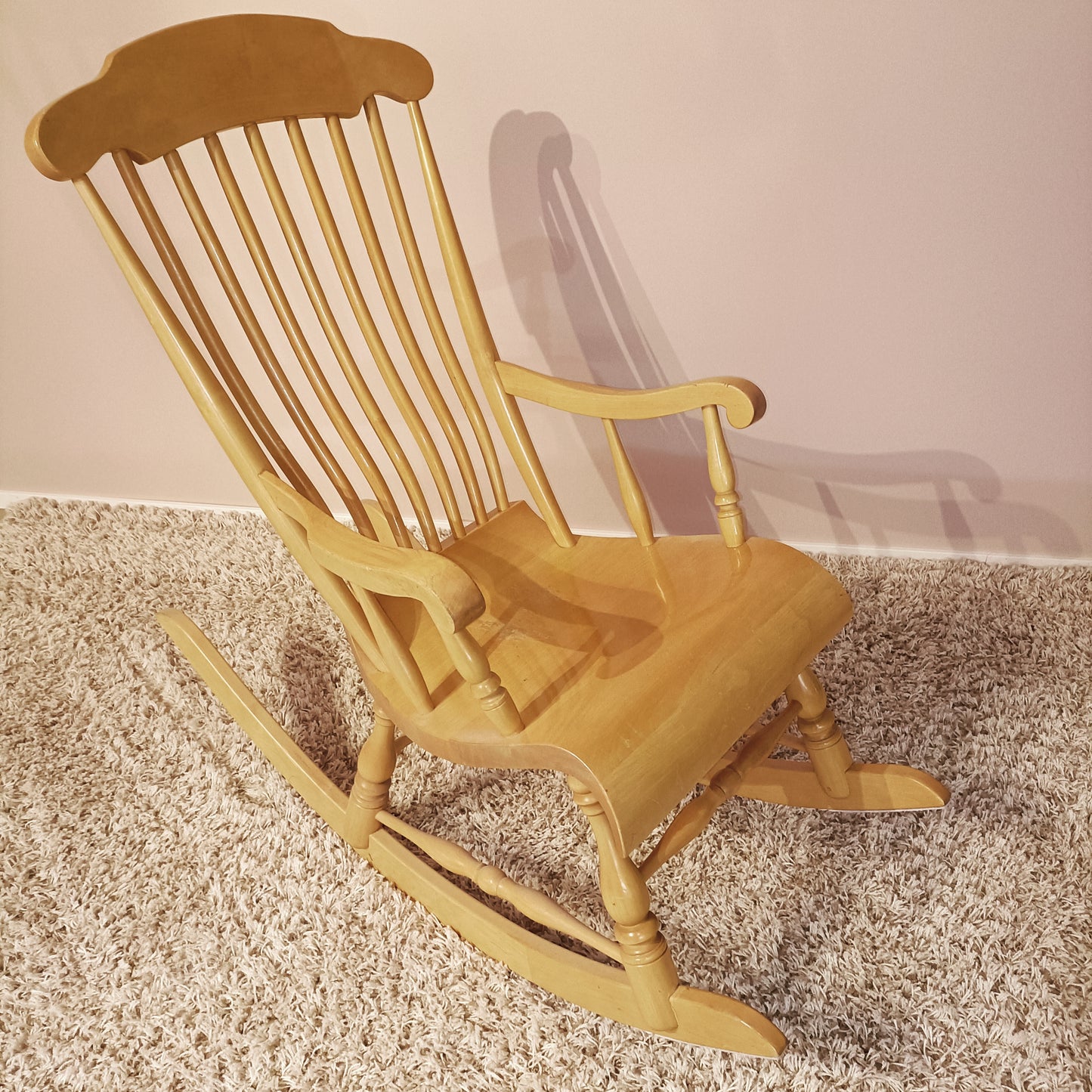 Urjalan perinteinen keinutuoli