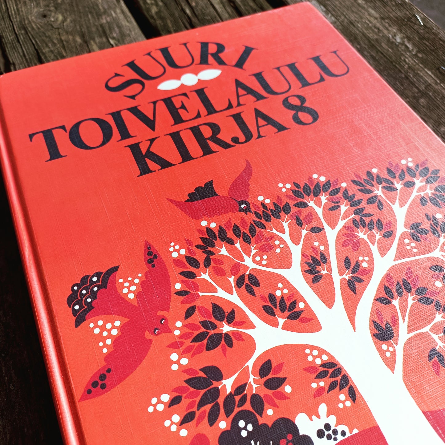 Suuri toivelaulukirja 8