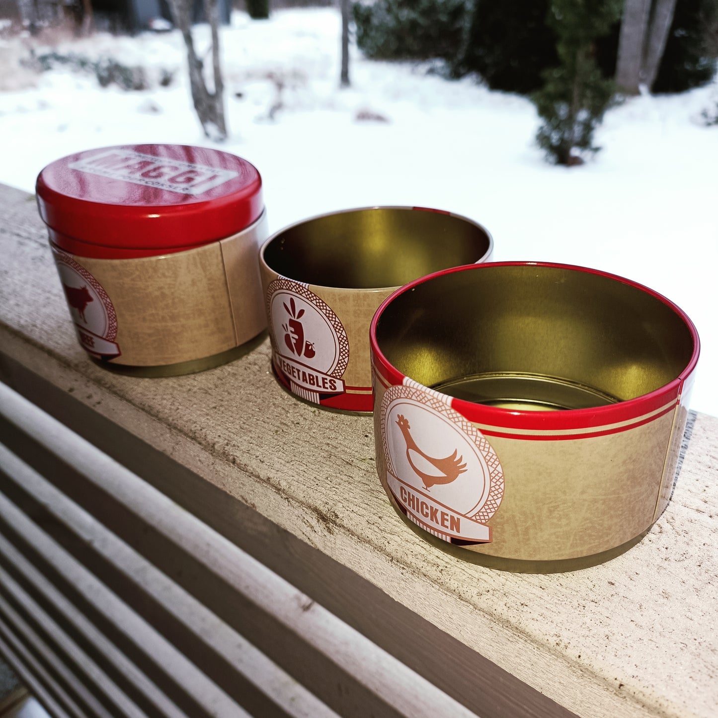 Maggi peltipurkki liemikuutioille