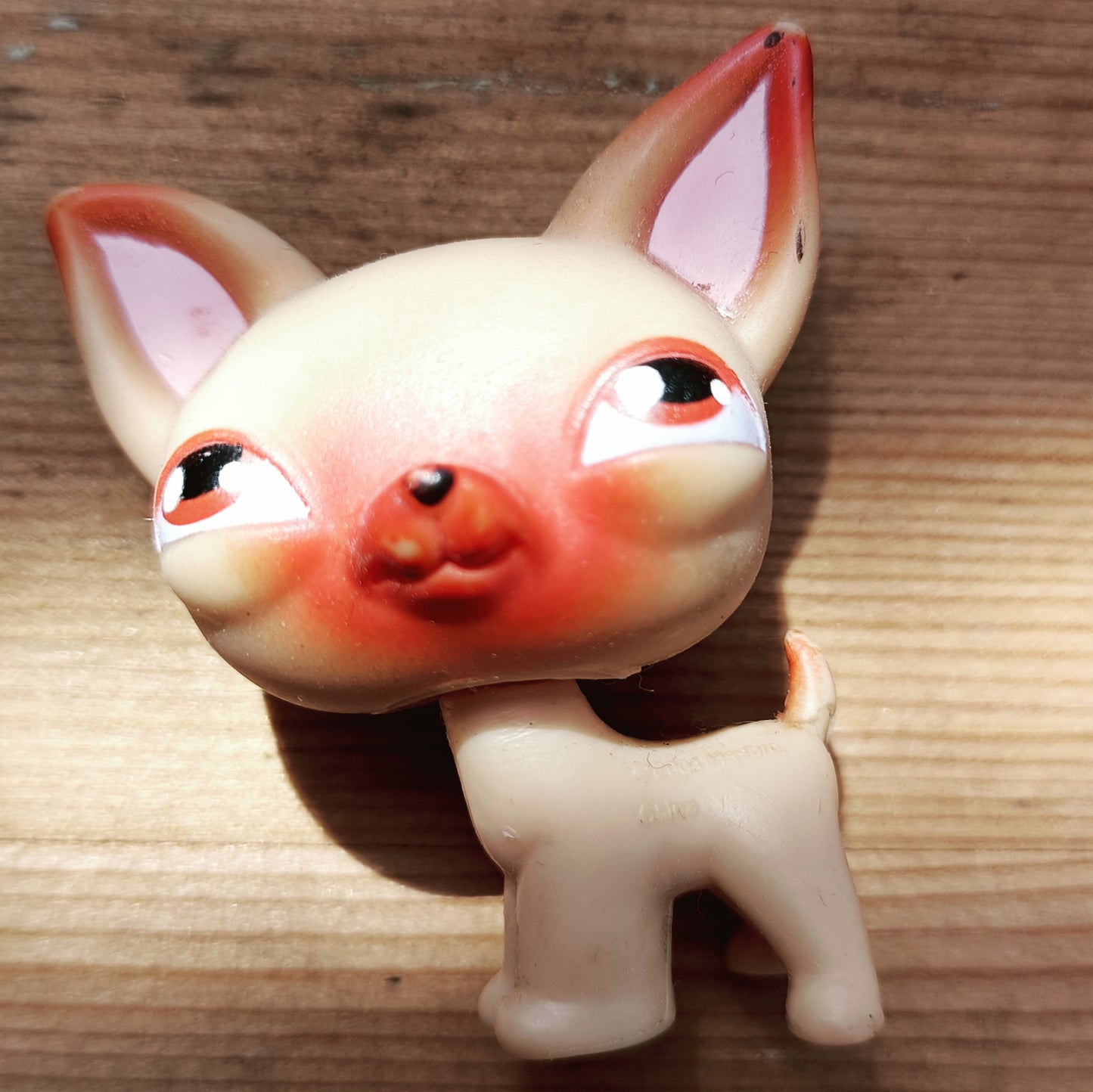 Littlest Pet Shop koira chihuahua #001