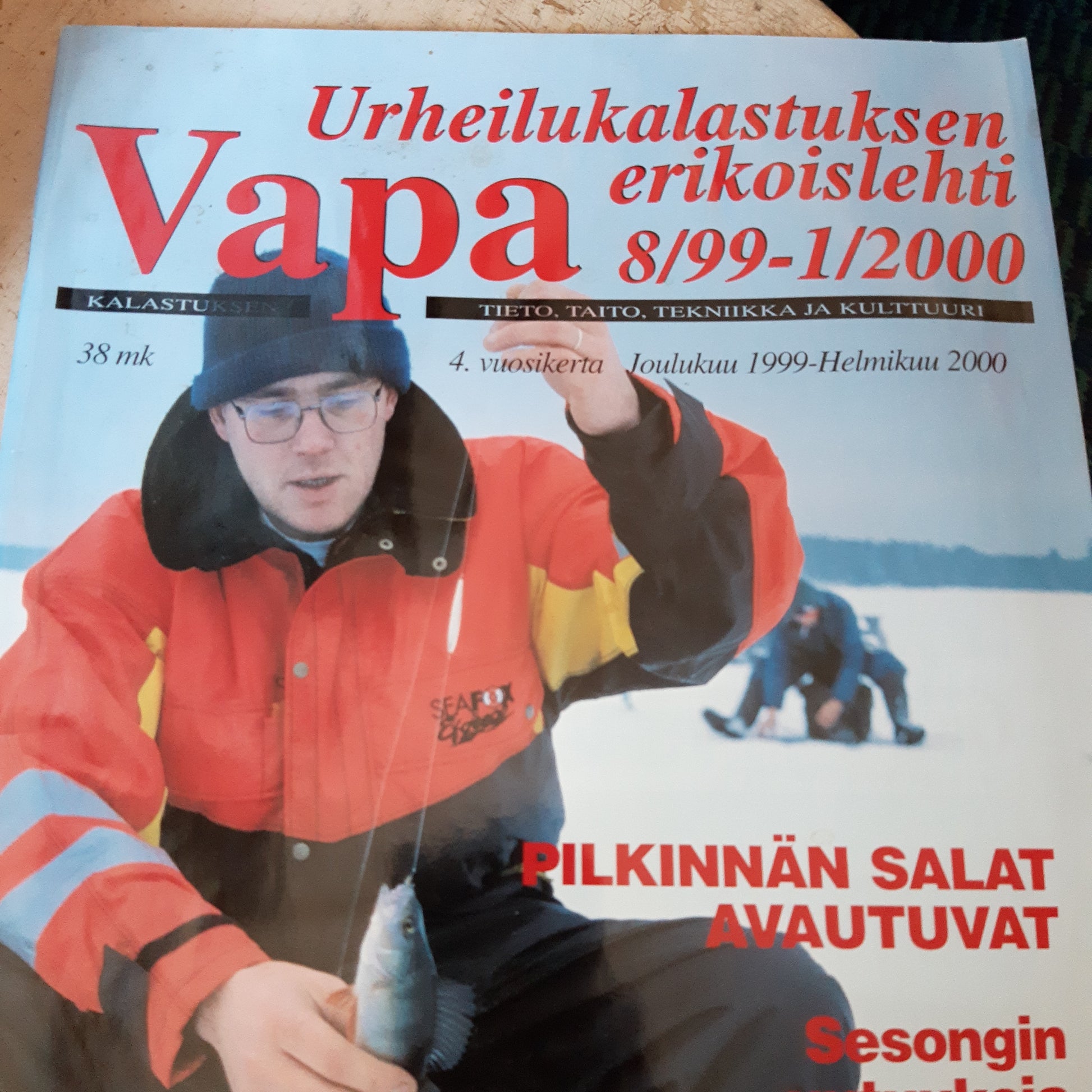 vapa 8/99-1/2000 - urheilukalastuksen erikoislehti
