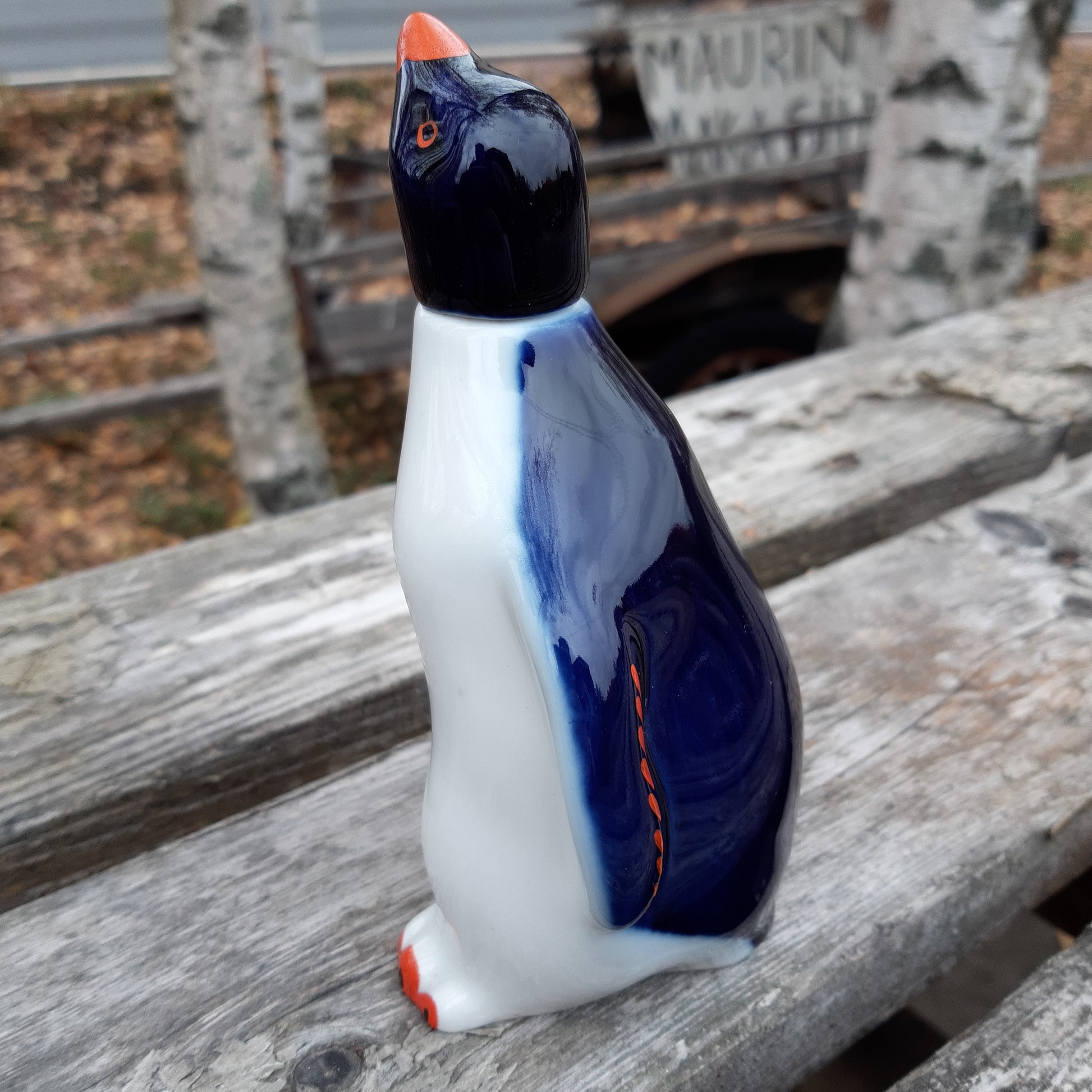 lomonosov pingviini - karahvi